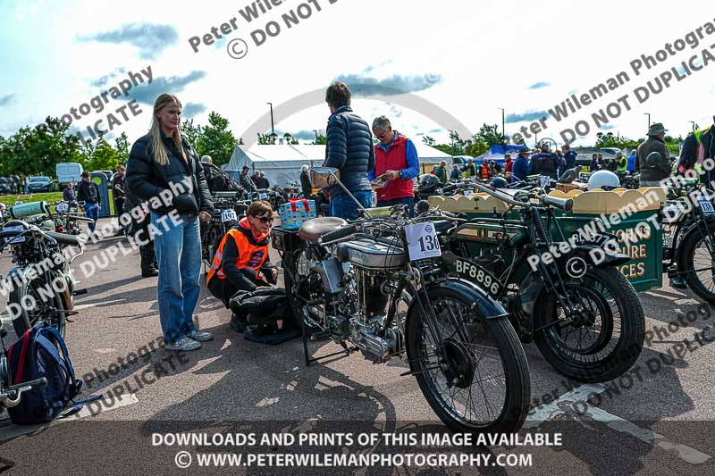 Vintage motorcycle club;eventdigitalimages;no limits trackdays;peter wileman photography;vintage motocycles;vmcc banbury run photographs